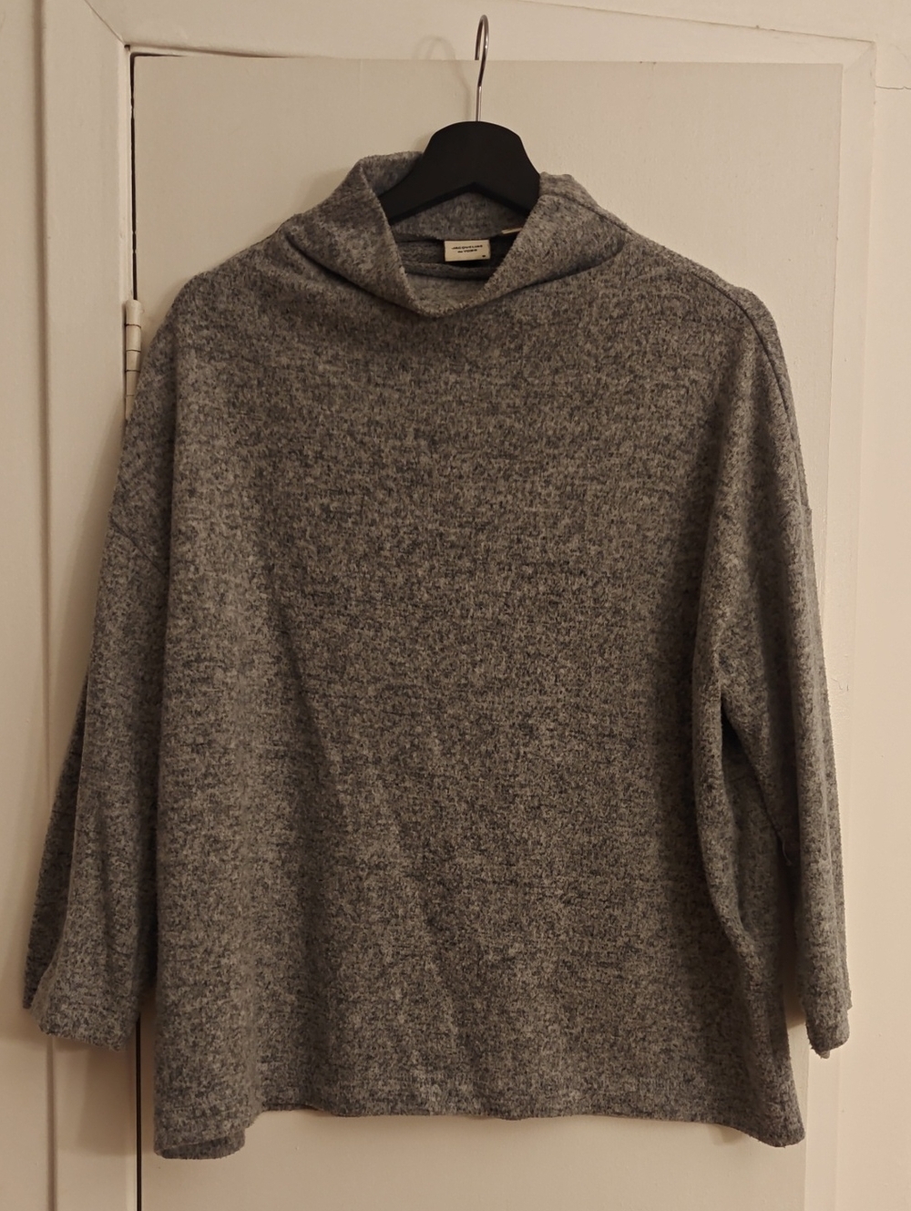 Jacqueline De Yong Cozy Grey Turtle Neck Women's Sweater
